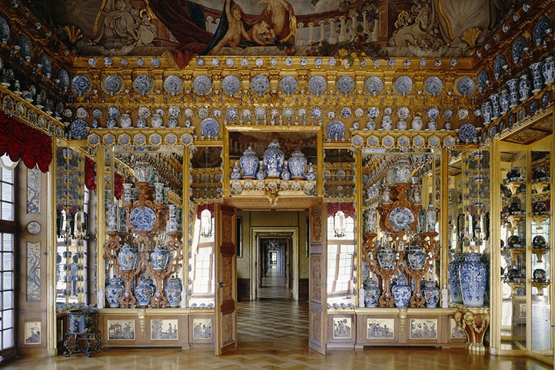 the porcelain room